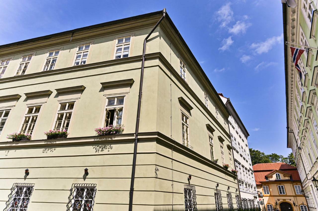 Apartment Nebovidy I - Historic Centre - Terrace - Air Conditioning Praag Buitenkant foto